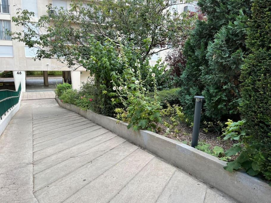 Superbe Appartement Avec Belle Vue Jardin 파리 외부 사진